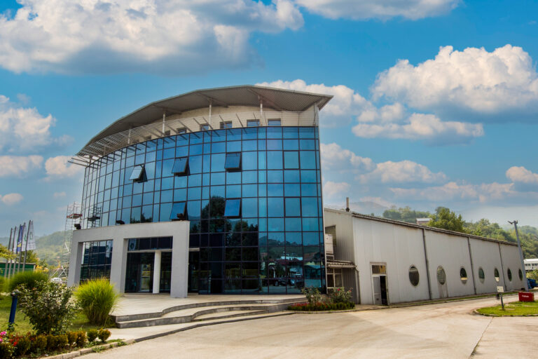 Slika firme enhanced 2